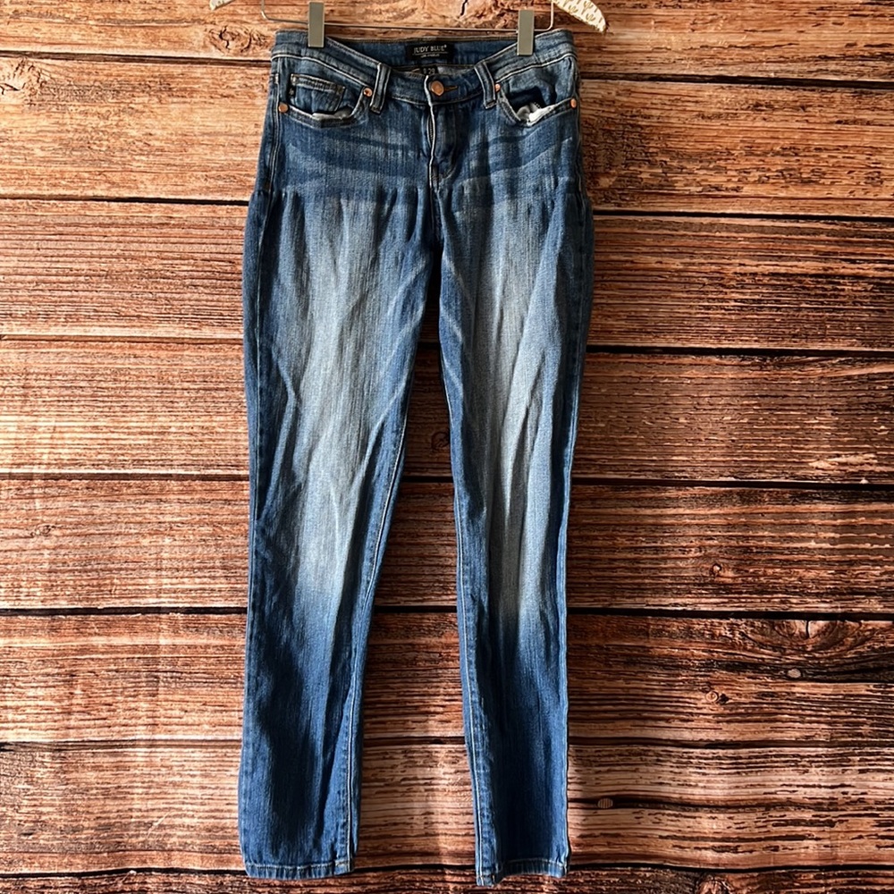 Judy Blue Jeans Medium Wash
